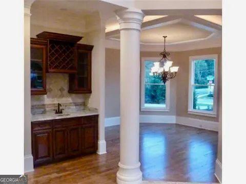 Building Photo - 2295 Valla Parc Ct