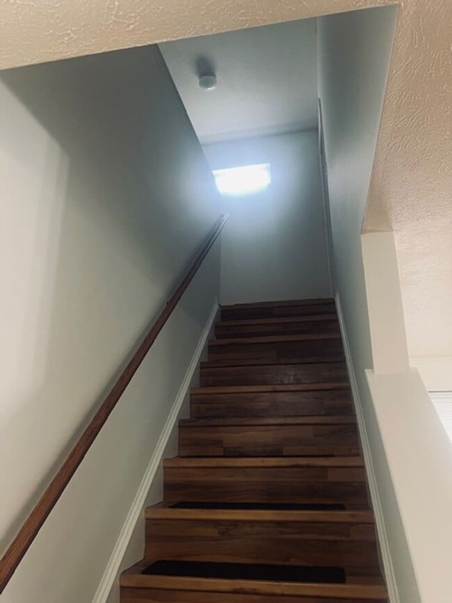 Building Photo - Jordans Crossing