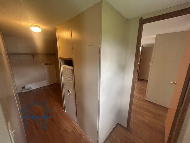 Building Photo - 507 Hickory St