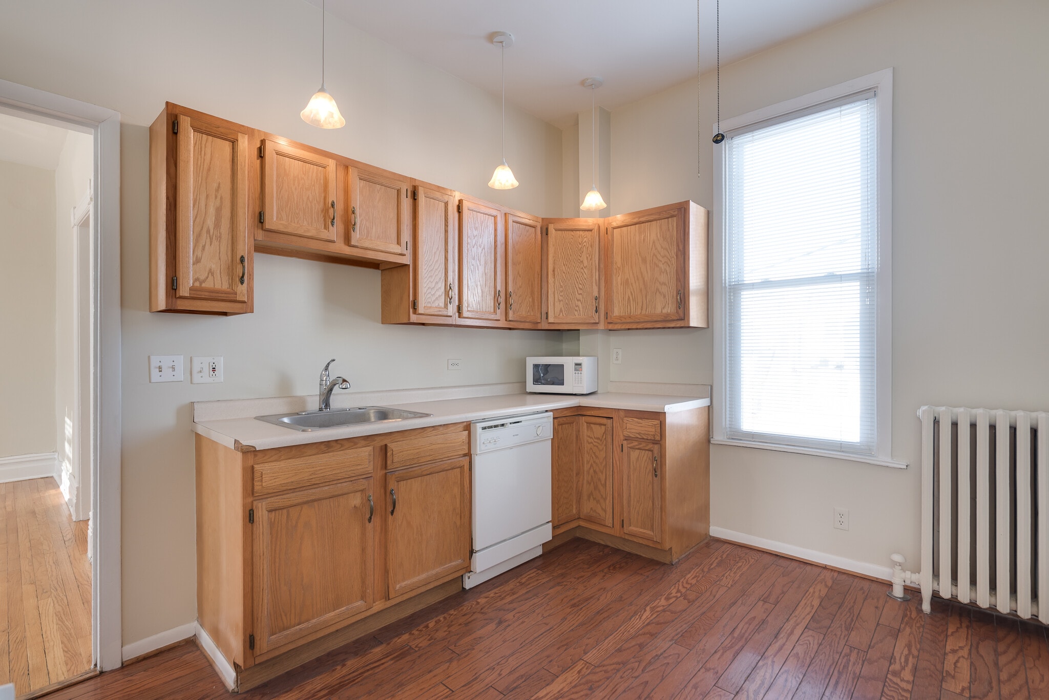 Kitchen - 812 Beloit Ave