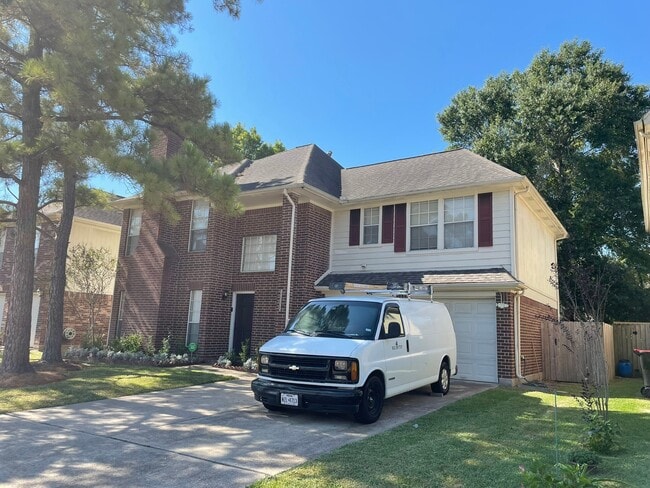 Building Photo - 16434 Concord Falls Ln
