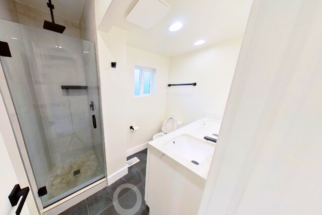 Building Photo - 2310 Haste St