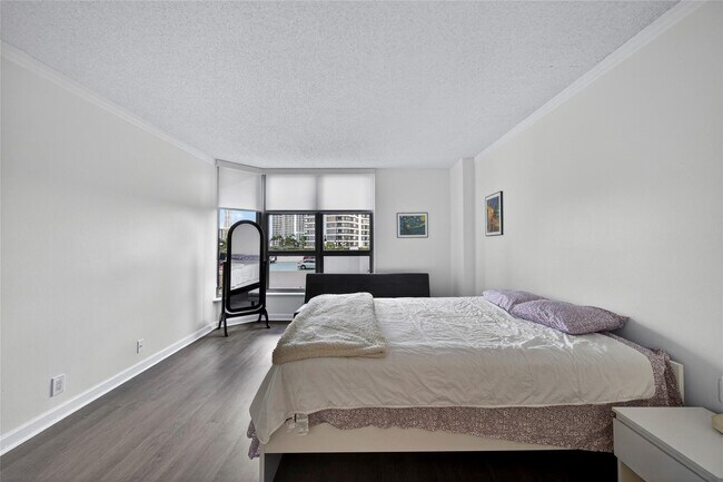 Building Photo - 3530 Mystic Pointe Dr