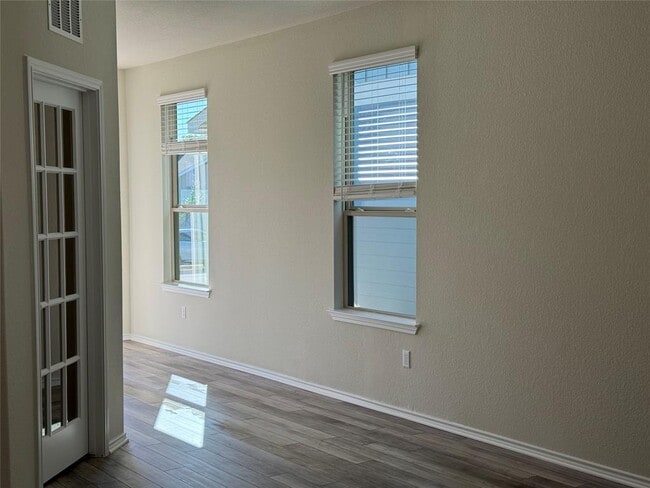 Building Photo - 86 Pacific Loon St