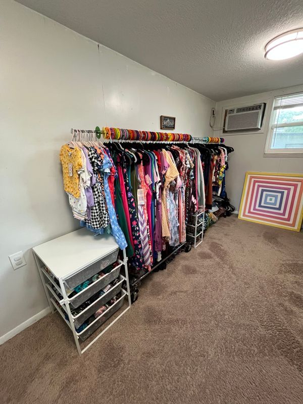 Building Photo - 1816 Weeks Ave