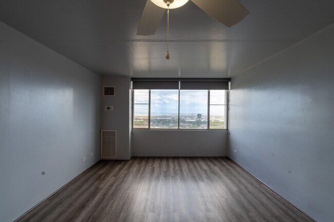Building Photo - 3045 Ala Napuaa Pl