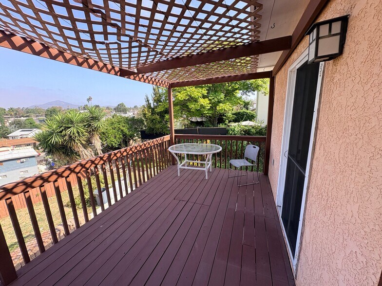 Building Photo - 6052 Horton Dr