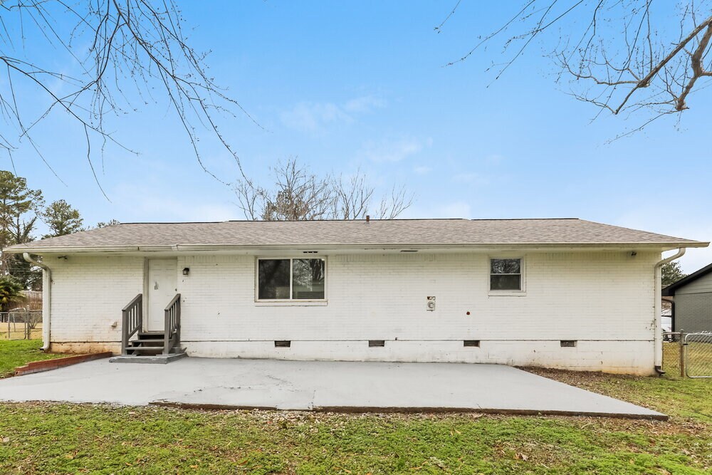 Building Photo - 8721 W Bourne Dr