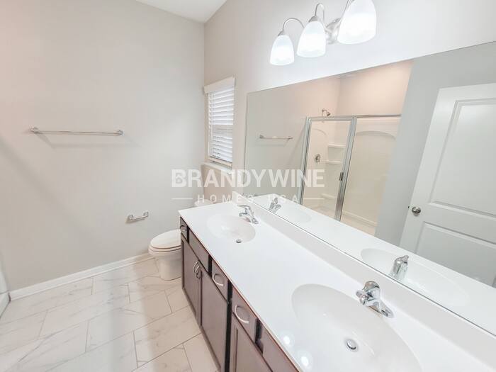 Building Photo - 94 Vivian Way