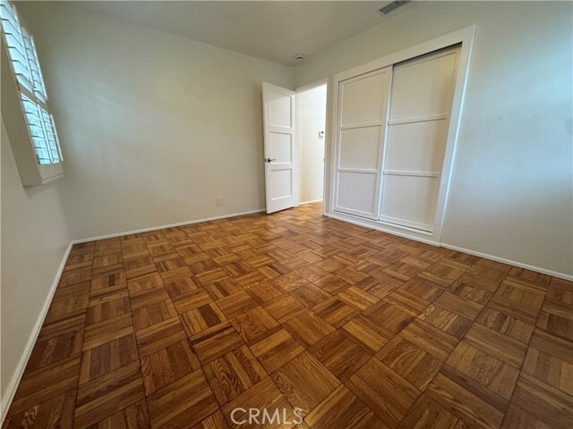 Building Photo - 3618 E La Jara St