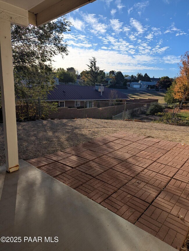 Building Photo - 4381 N Lone Cactus Dr