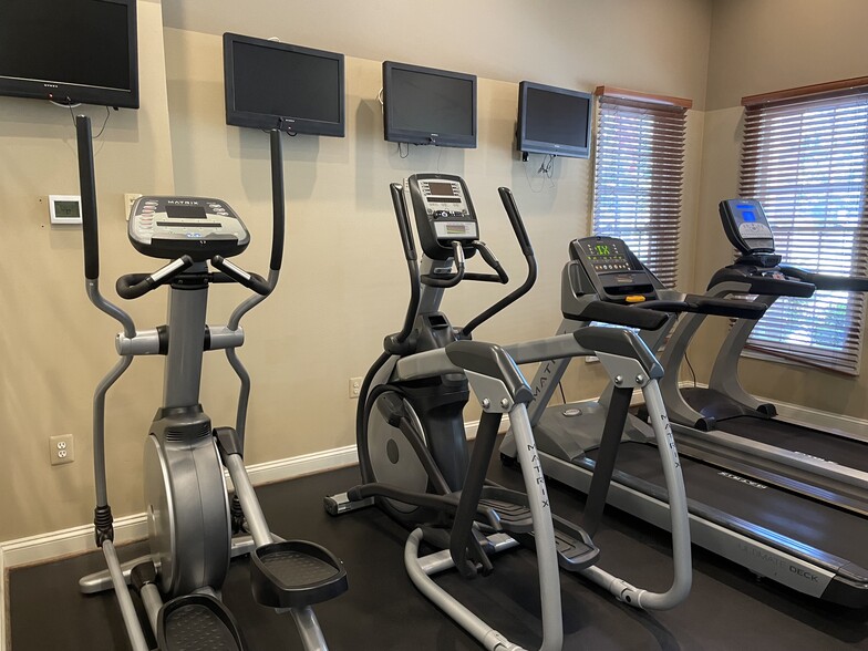 Gym - 3021 Nicosh Cir