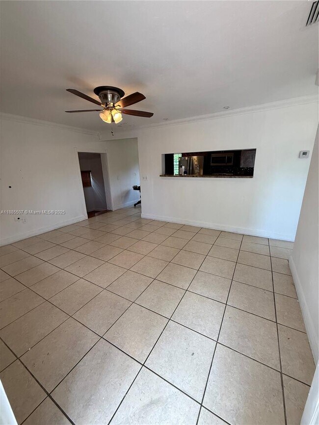 Building Photo - 1235 NW 129th St