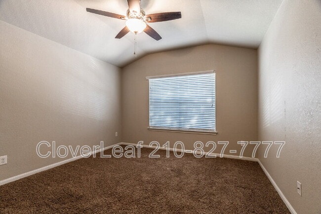 Building Photo - 213 Tumbleweed Run