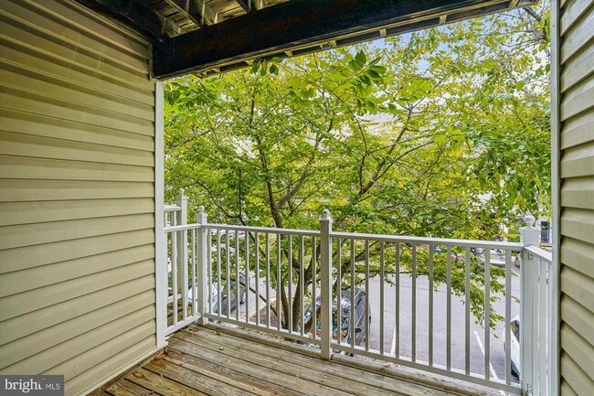 Building Photo - 333 Prettyman Dr