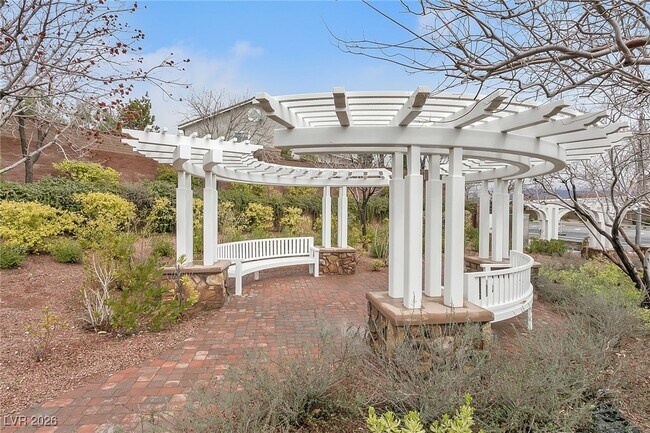 Building Photo - 10822 Hunters Green Ave