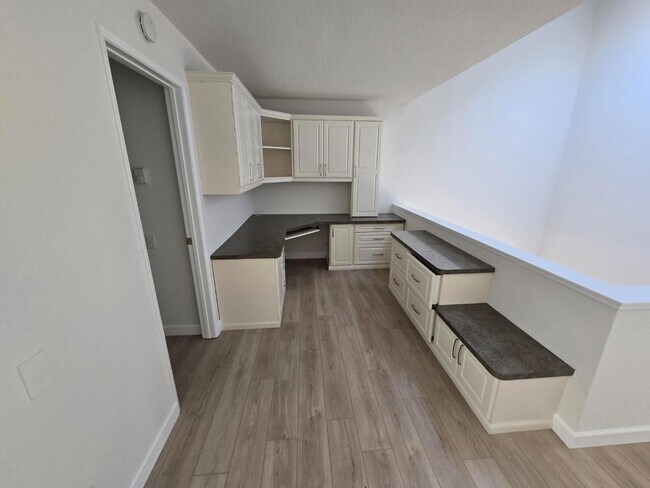 Building Photo - 119 Harbor Seal Ct