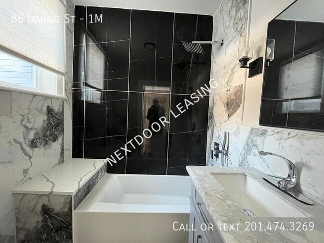 Building Photo - 86 Irving St