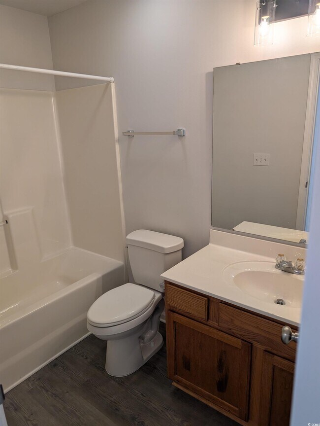 Building Photo - 148 Junco Cir