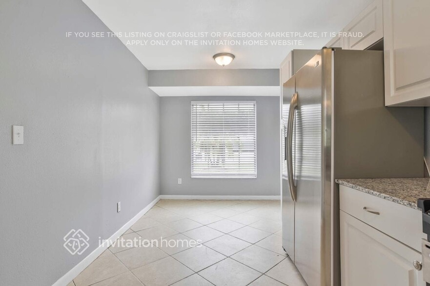 Building Photo - 8252 Cascade Oaks Dr