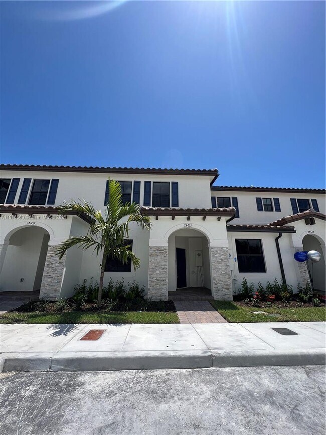 Building Photo - 24613 SW 117th Ct