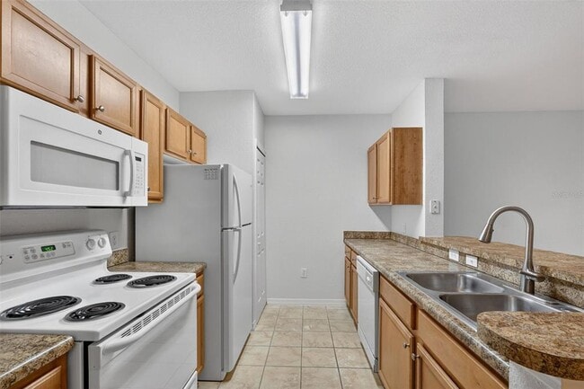 Building Photo - 5550 E Michigan St