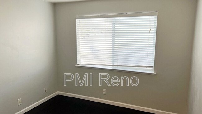 Building Photo - 7298 Heatherwood Dr