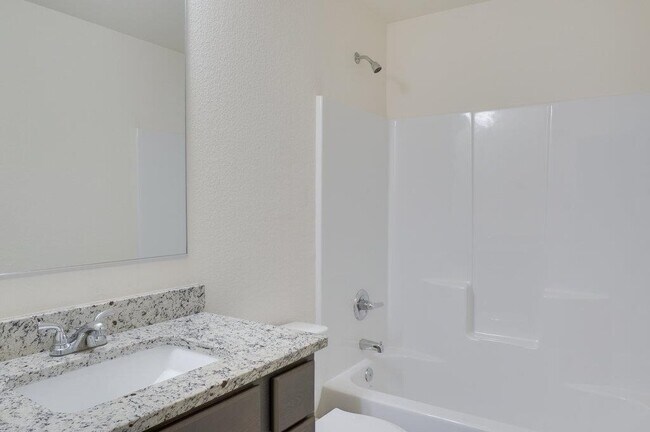 Building Photo - 3027 Dade Loop