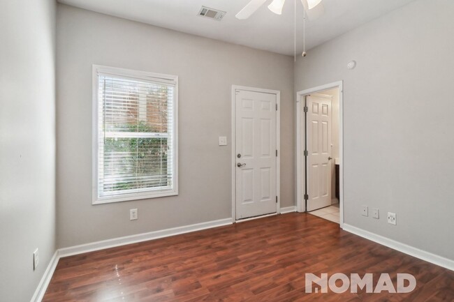 Building Photo - Charming 3BR Townhome in Decatur