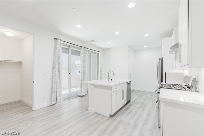 Building Photo - 11648 Bearpaw Meadow Ave