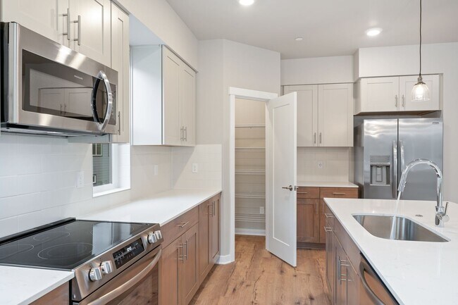 Building Photo - NEW CONSTRUCTION - 4 Bed | 3.5 Bathroom | ...