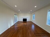 Building Photo - 185 Eucalyptus Dr