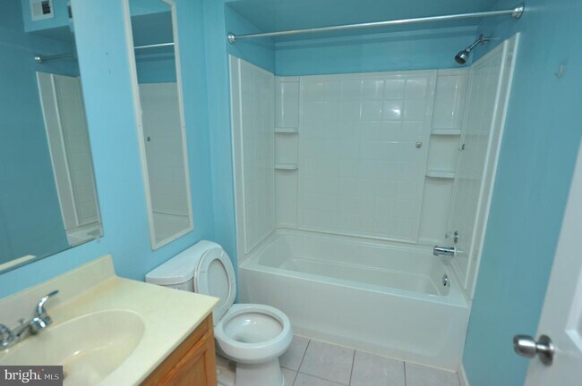 Building Photo - 5707 Olde Mill Ct