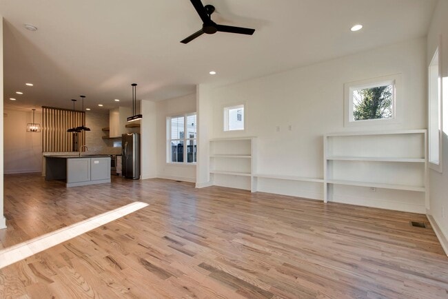 Building Photo - New Construction Modern Luxury in Nashville