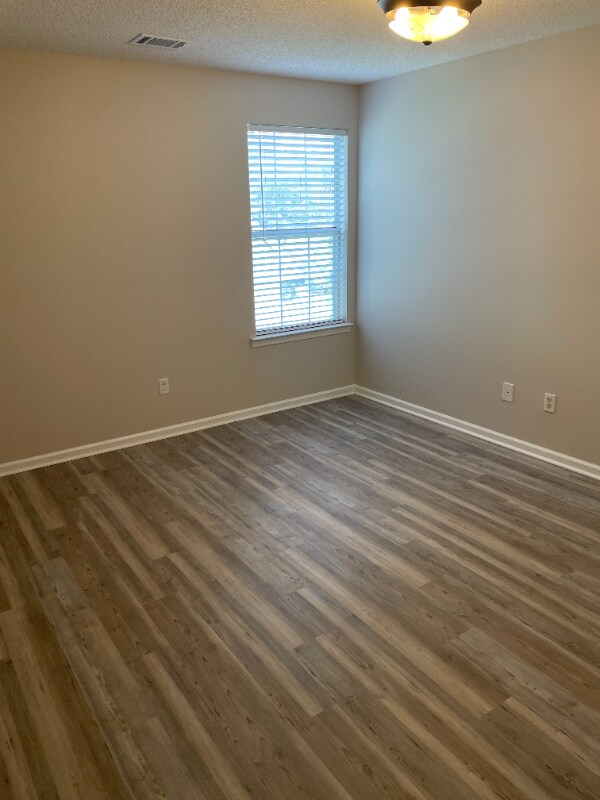 Building Photo - 9226 Ayscough Rd