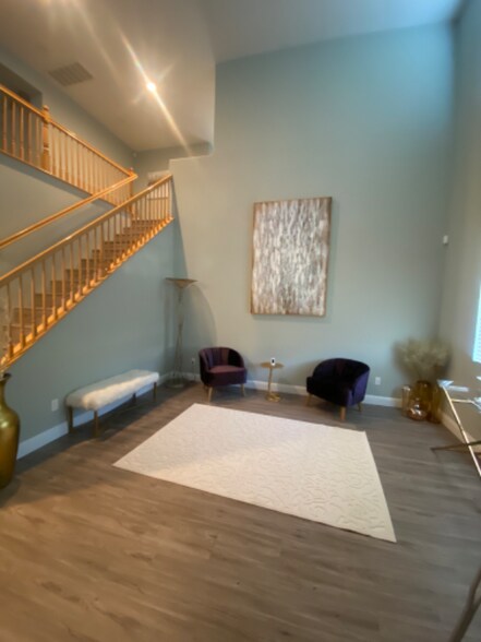 Building Photo - 23673 Kathryn St