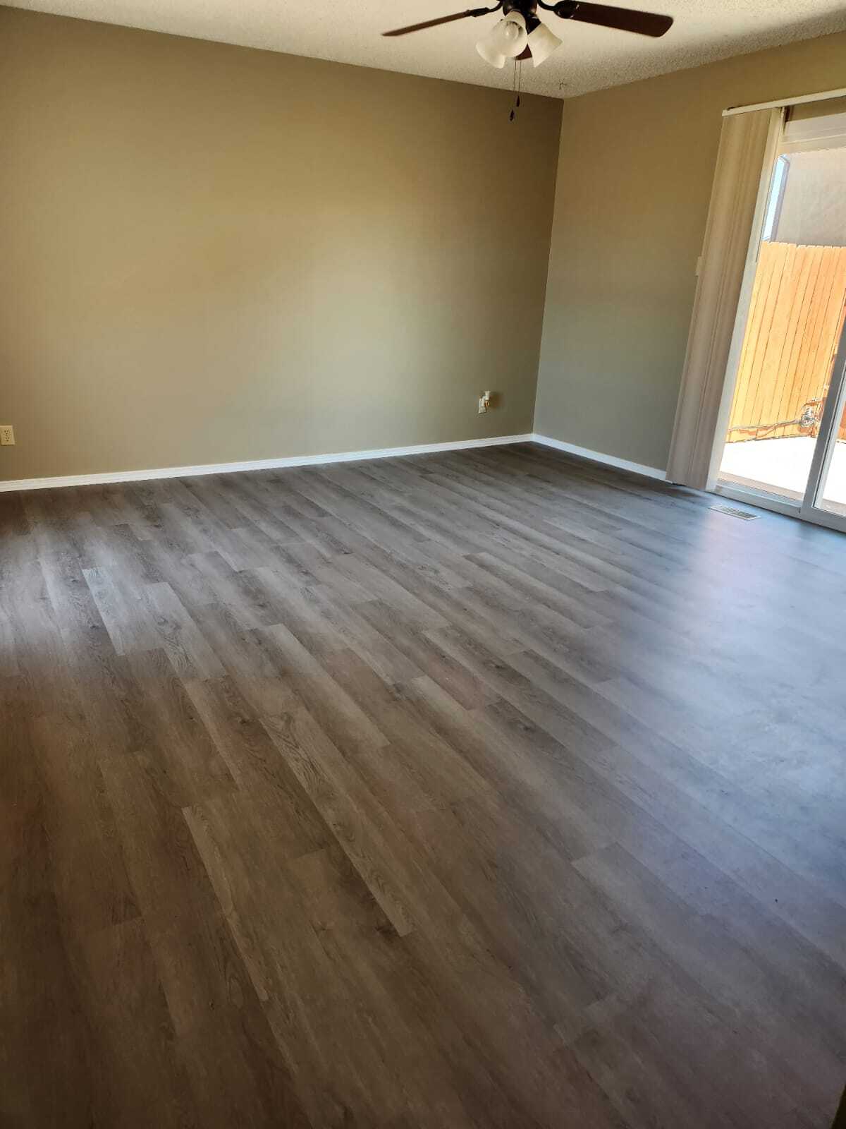 Building Photo - 333 W Concho Dr