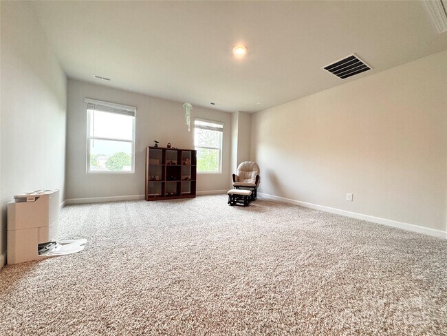 Building Photo - 940 Rachel Anne Dr