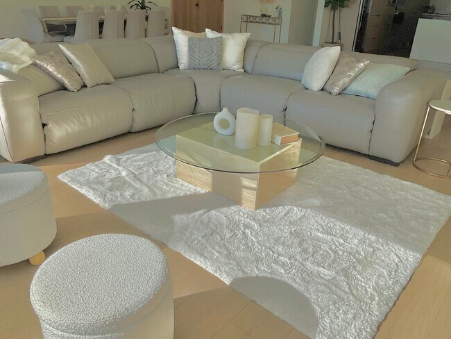 Building Photo - 1907 Maginn Dr