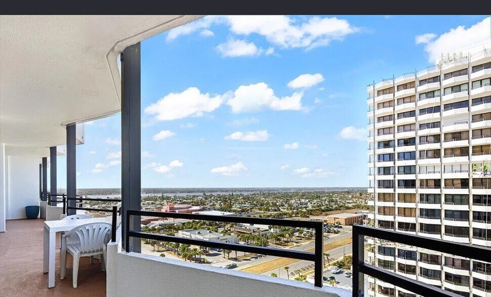 Building Photo - 2828 N Atlantic Ave