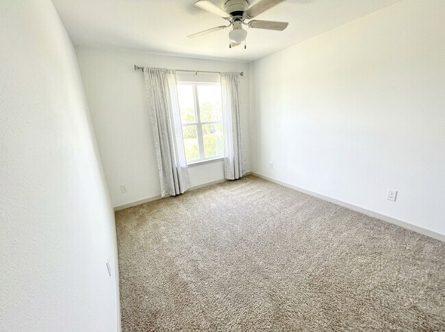 Building Photo - 6811 Fleetwood Crescent Wy