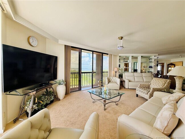Building Photo - 9500 S Ocean Dr