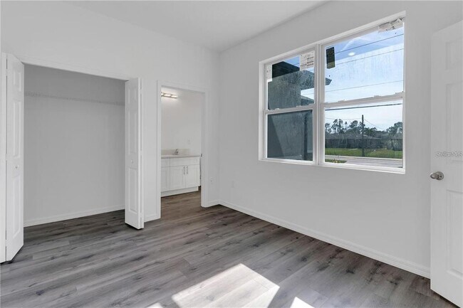 Building Photo - 3664 Ribera Ave