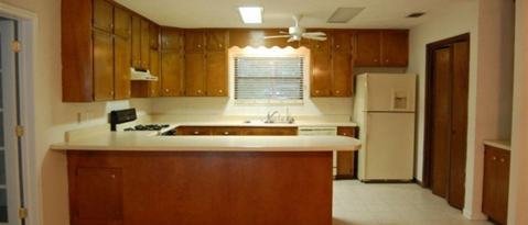 Building Photo - 1007 Redbud Ave