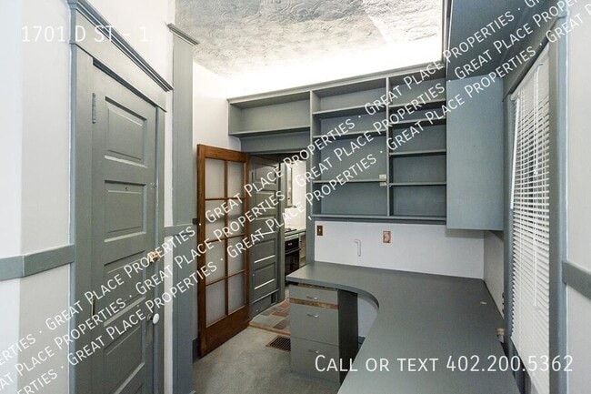 Building Photo - 1701 D St