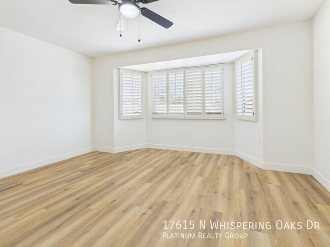 Building Photo - 17615 N Whispering Oaks Dr