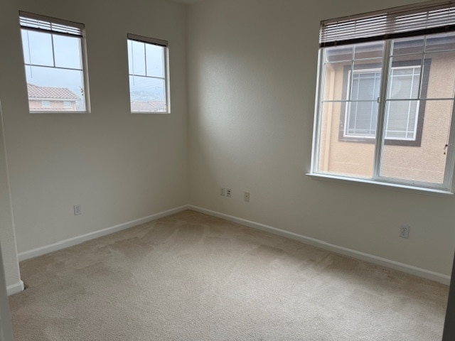 Building Photo - 553 Hibiscus Dr