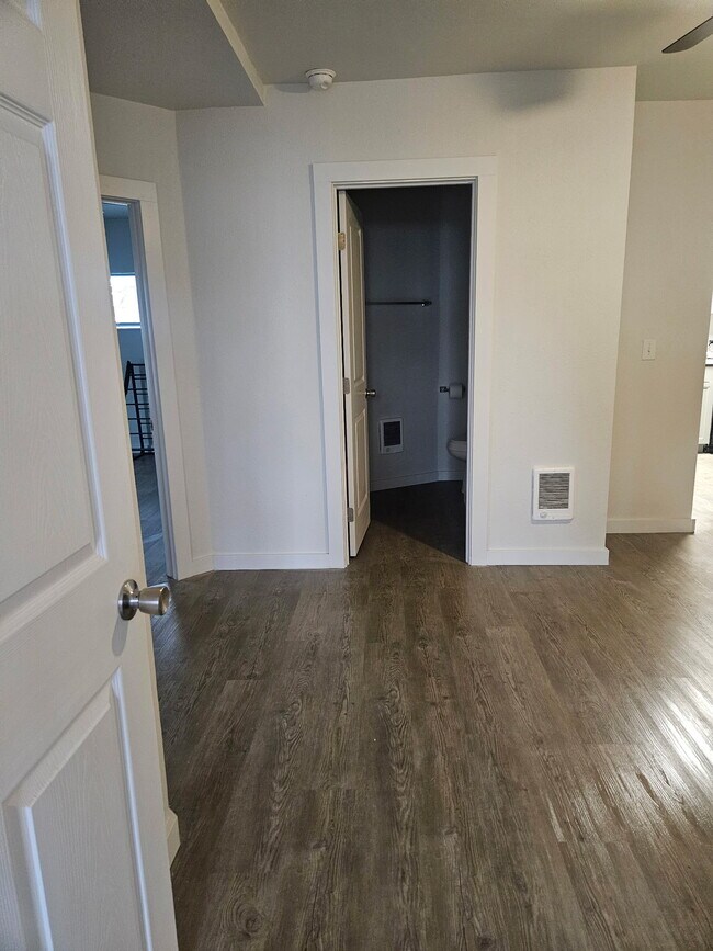 Building Photo - 291 Jefferson St