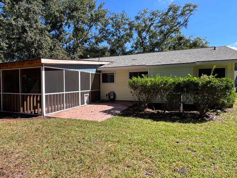 Building Photo - 619 Piedmont Ln