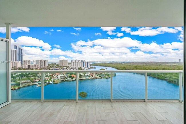 Building Photo - 400 Sunny Isles Blvd